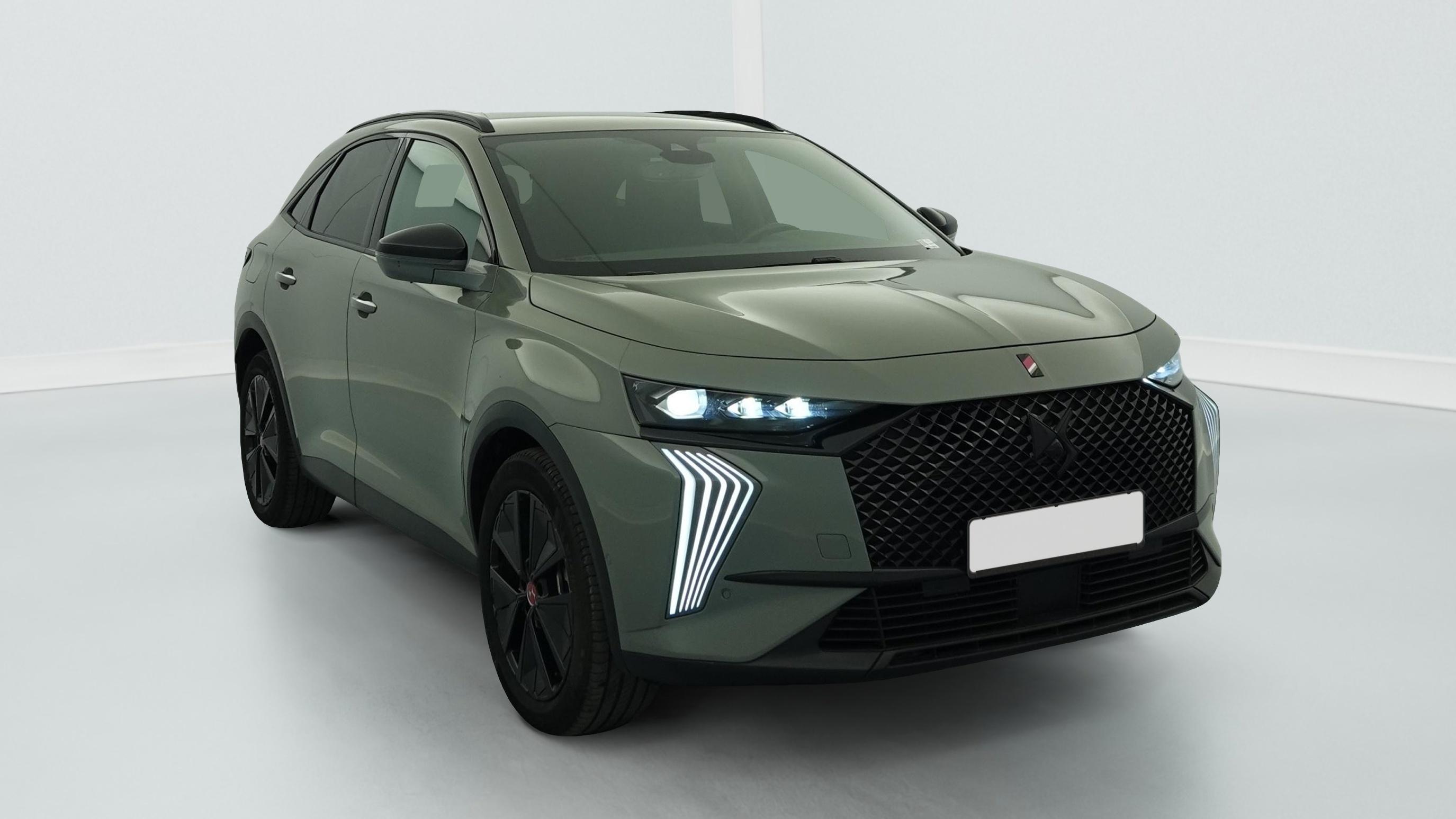 ds DS7 Hybride Rechargeable E-Tense 300 EAT8 4x4 Performance Line +
