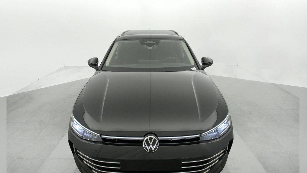 Volkswagen Passat 1.5 eTSI OPF 150 DSG7 Elegance