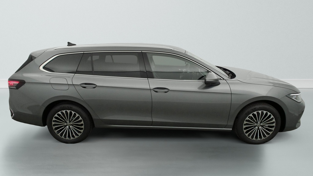 Volkswagen Passat 1.5 eTSI OPF 150 DSG7 Elegance