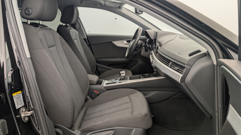 Audi A4 AVANT 35 TFSI 150 S tronic 7 Design